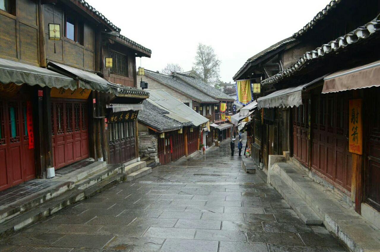 英语Also through a sea of people怎么翻译?-专业的58问答交流平台